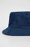MICHAEL KORS DISTRESSED DENIM BUCKET ΚΑΠΕΛΟ
