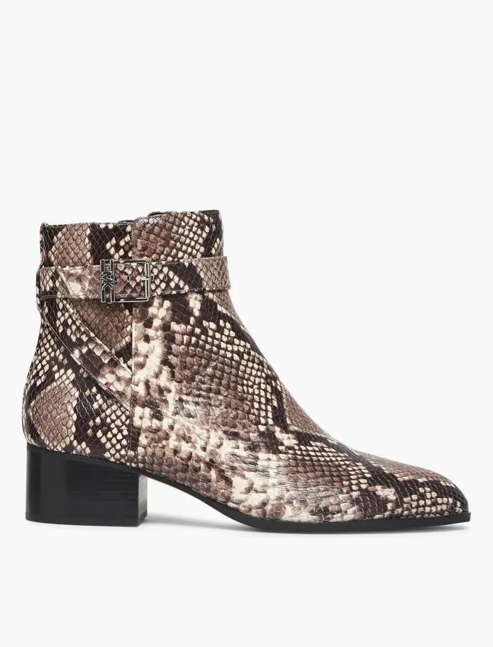 MICHAEL KORS BRITTON LEATHER ANKLE BOOT